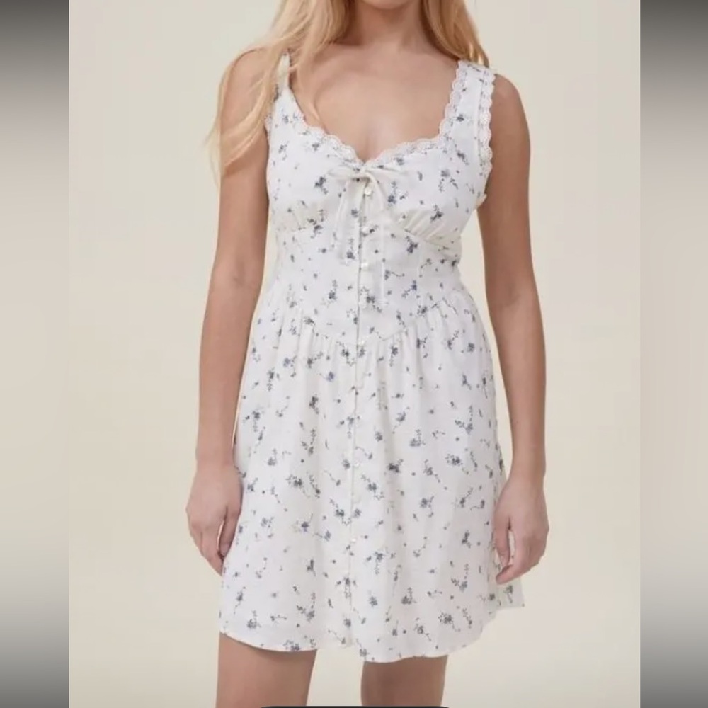 Cotton On White Floral Midi Dress